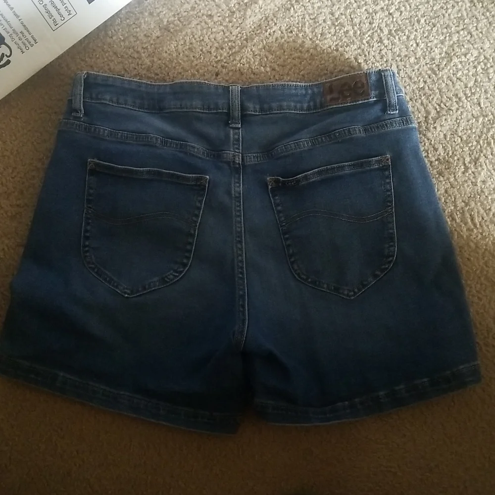 Lee Button fly denim shorts  Womens - Picture 2 of 5